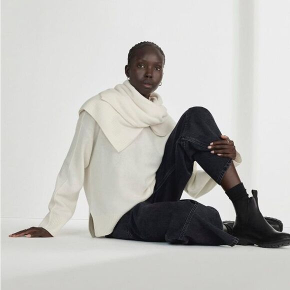 NEW EVERLANE Lug Chelsea Boot in Black Leather - Picture 7 of 9